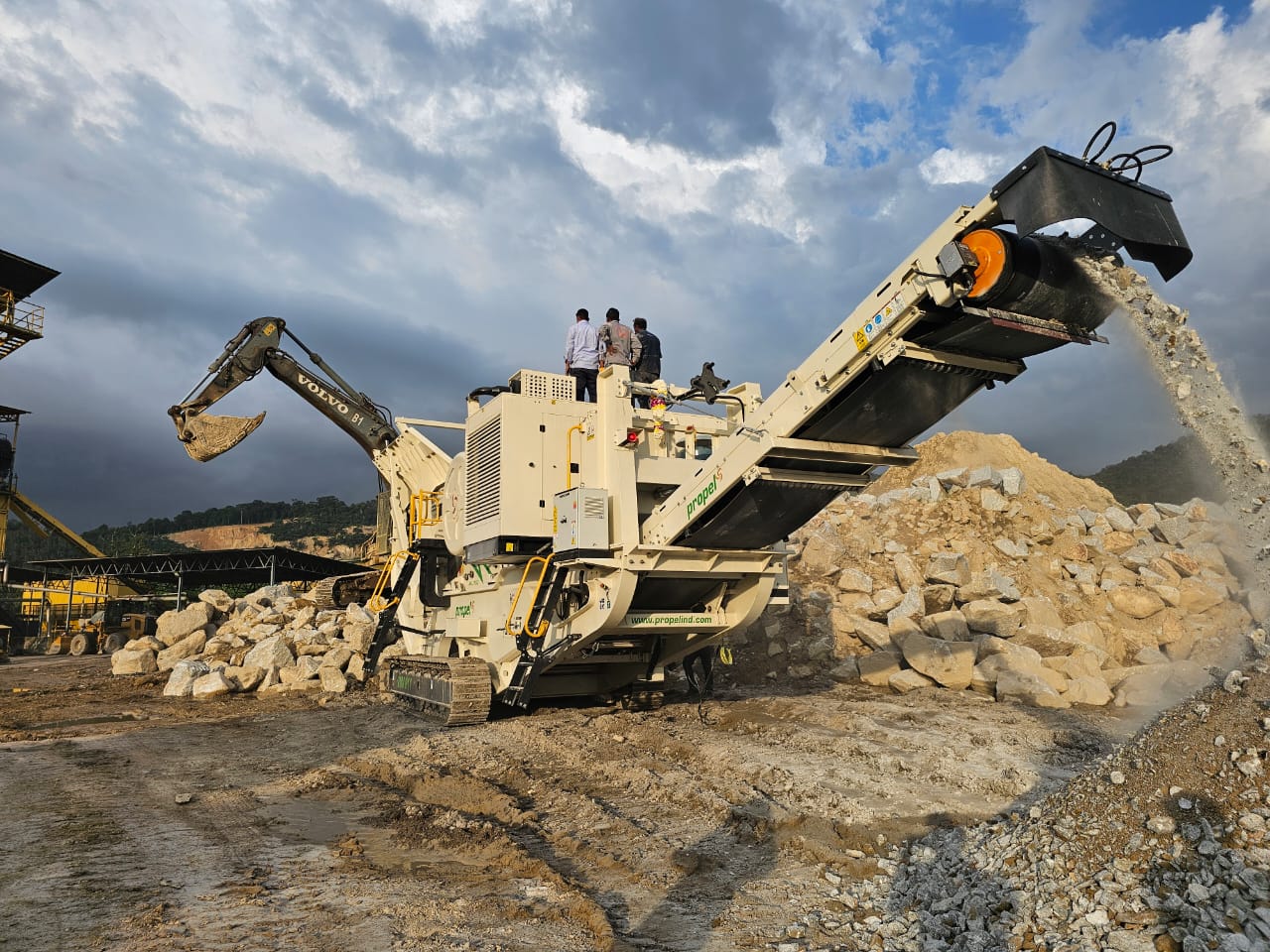 Mobile jaw crusher