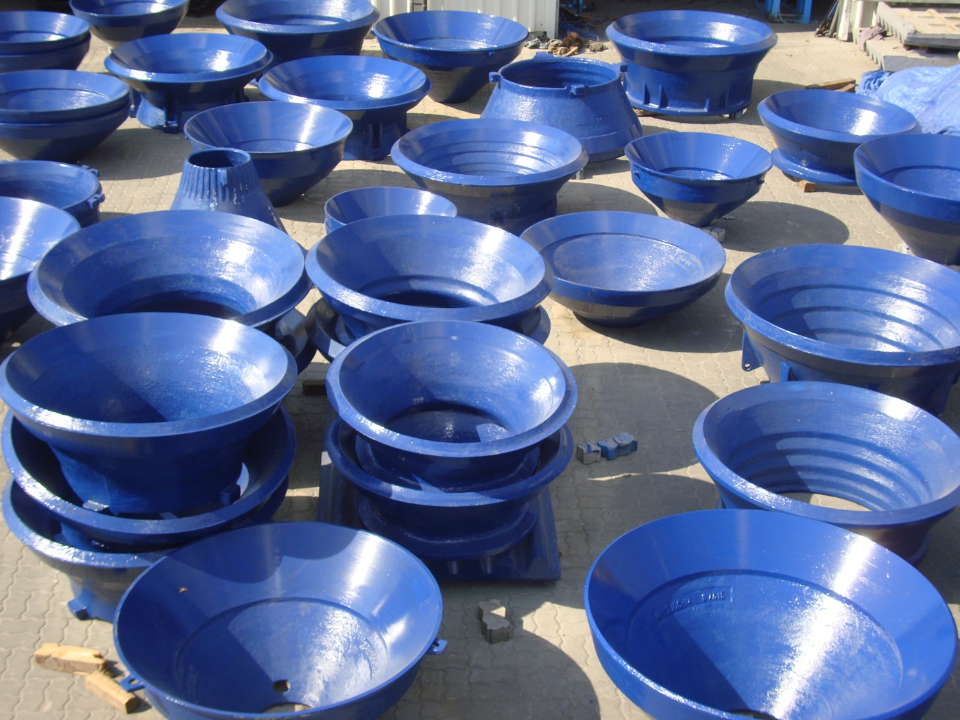Bowl mantle crusher wear part
